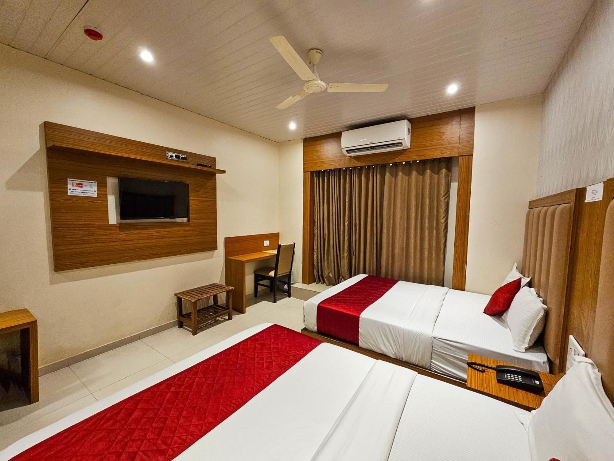 Hotel Bkc Inn - Near Trade Center, Visa Consulate Mumbai Exterior photo