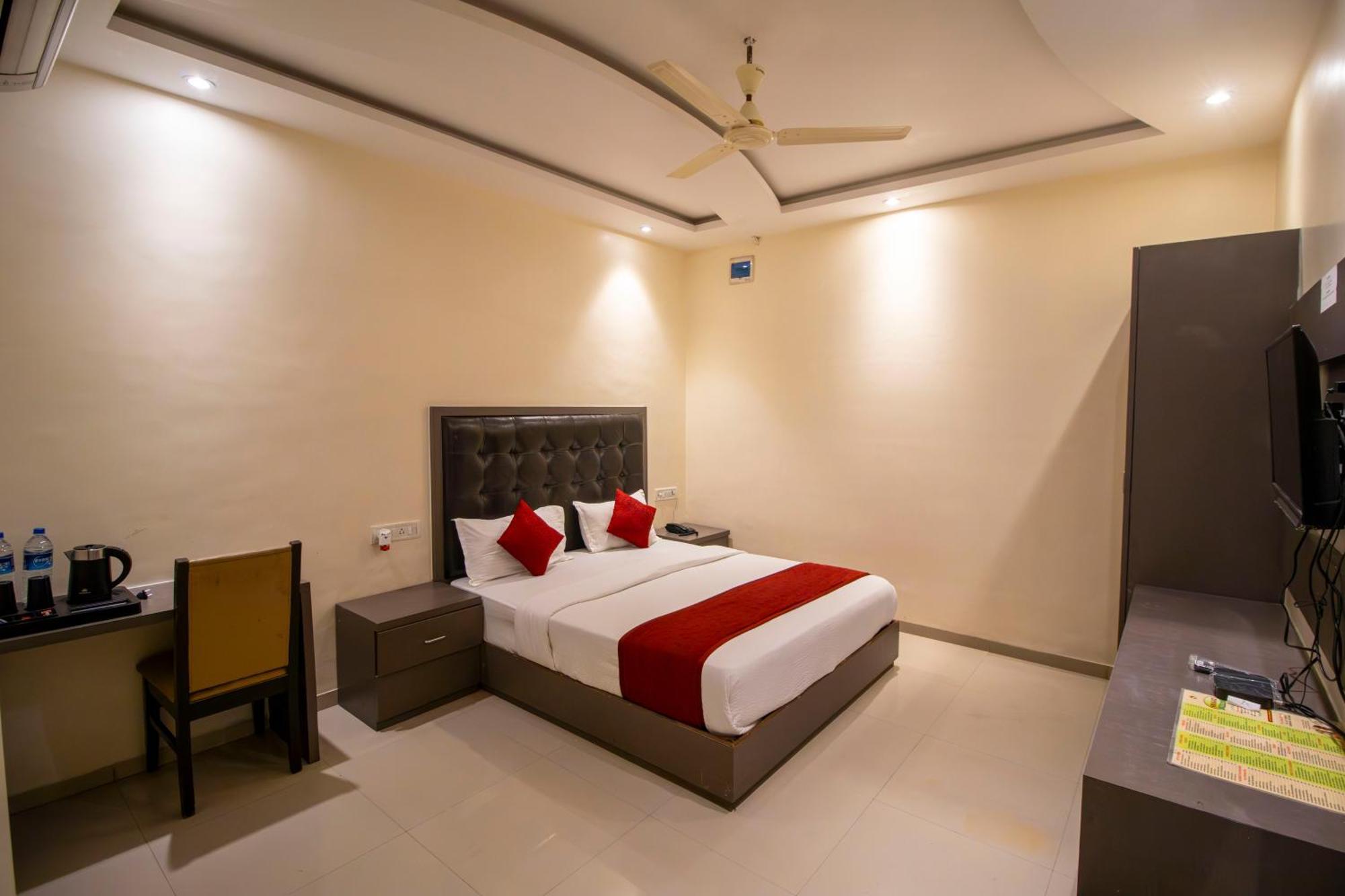 Hotel Bkc Inn - Near Trade Center, Visa Consulate Mumbai Exterior photo